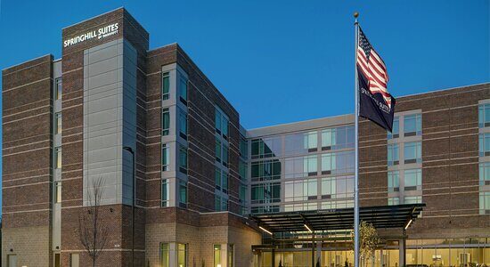 image of Spring Hill Suites hotel